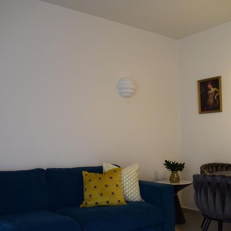 T&L Apartments Agiaos Tychonas リマソール エクステリア 写真